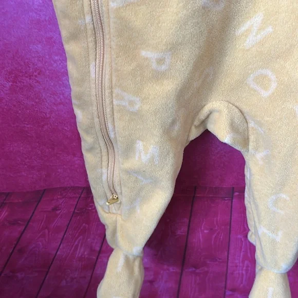 (2 for $20) 9 Month Baby Fleece Zip Up Sleeper - Picture 3 of 4